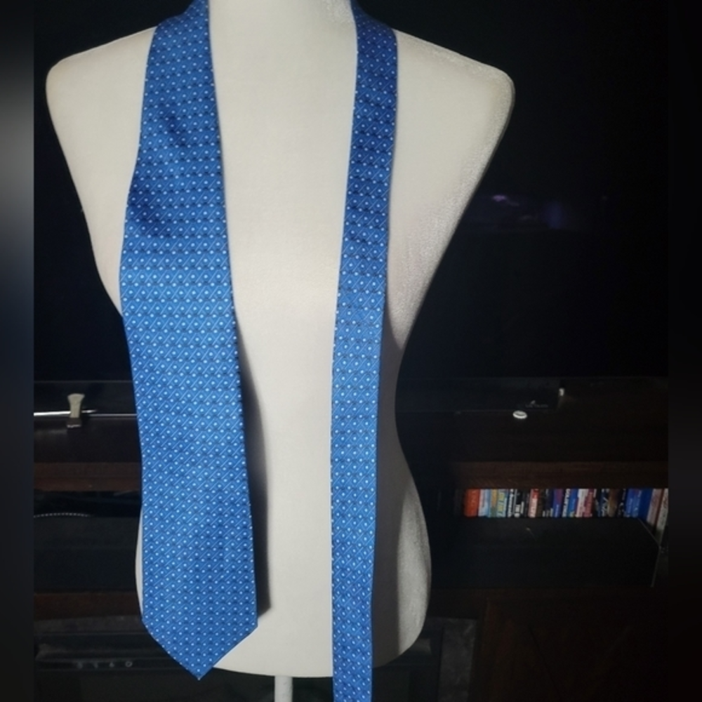 Wolfmark neckwear golf club & ball tie‎